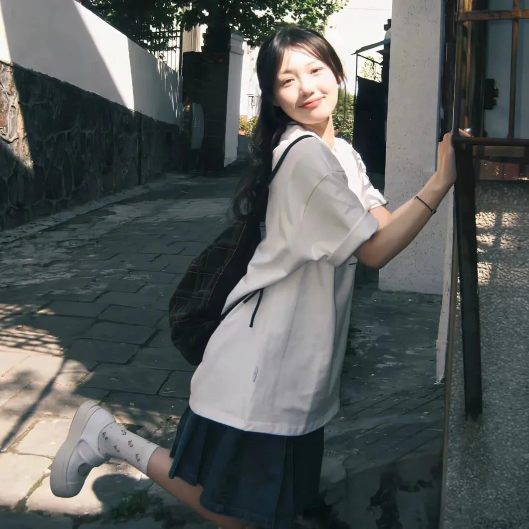 下山后，桃花朵朵开